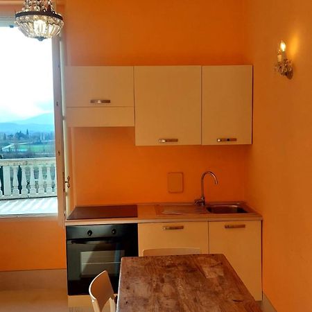 La Casa Del Mago Camere E Appartamenti Pissignano Екстер'єр фото