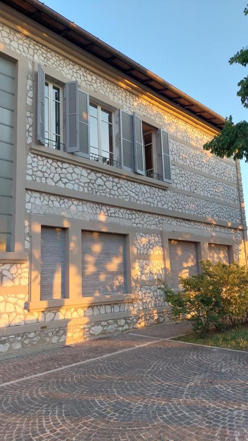 La Casa Del Mago Camere E Appartamenti Pissignano Екстер'єр фото